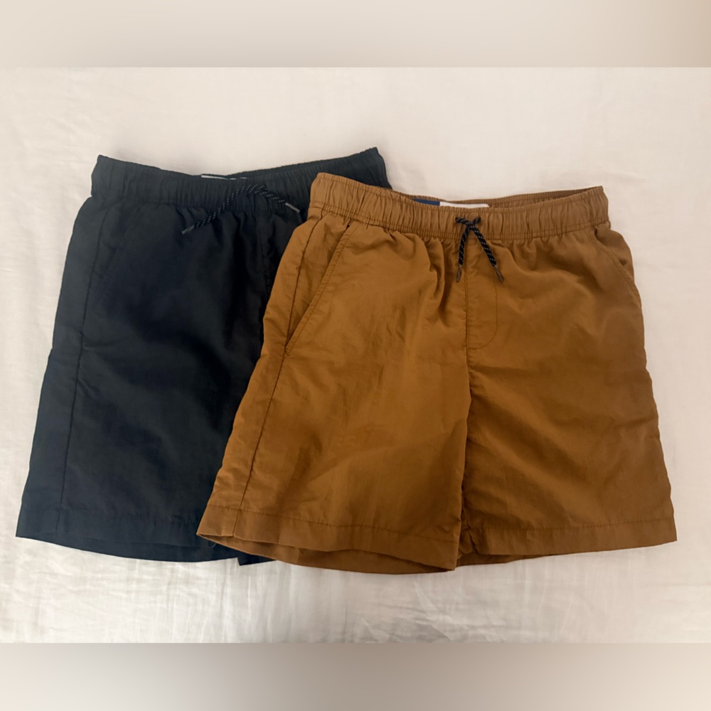 Bundle of 2 Old Navy boys Dock Shorts size XL (14-16)